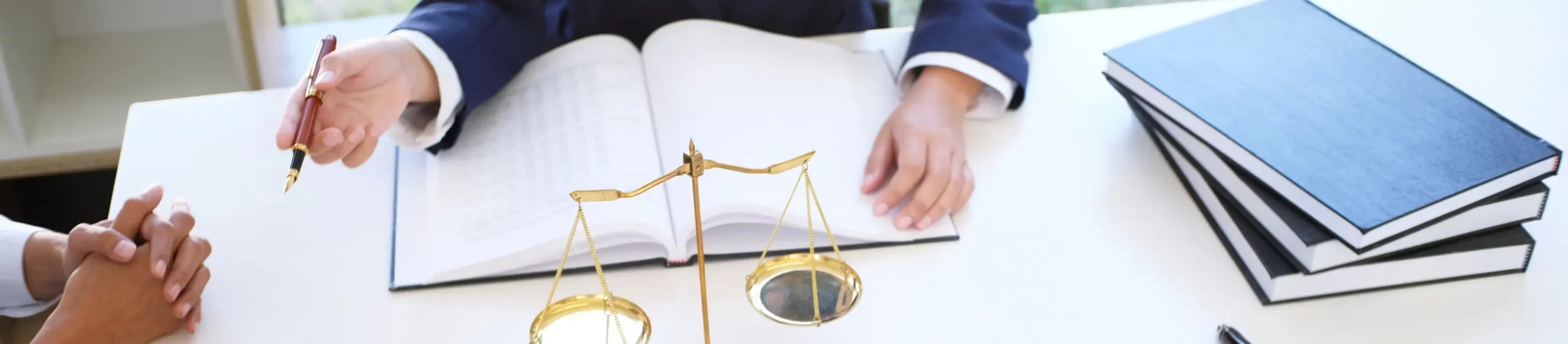 Advogados podem reduzir impostos no repasse de receitas a escritórios parceiros 